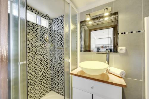 ID 161 - Châtelet, rue de la Ferronnerie
