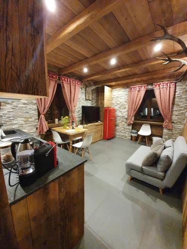 Posedenie v ubytovaní Chalet Salet