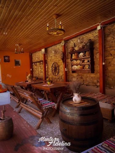 Gambar di galeri bagi Casa pe Valea Hartibaciului(Bărcuț) di Bărcuţ