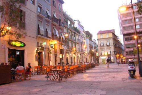 Tus vacaciones en el corazón de Alicante!