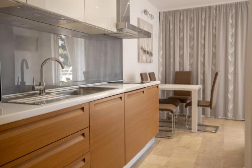 Gallery image of Apartments Bogica in Makarska