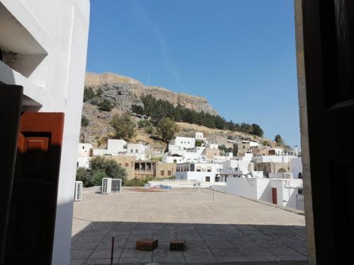 Γενική θέα στο βουνό ή θέα στο βουνό από  αυτό το ξενοδοχείο διαμερισμάτων
