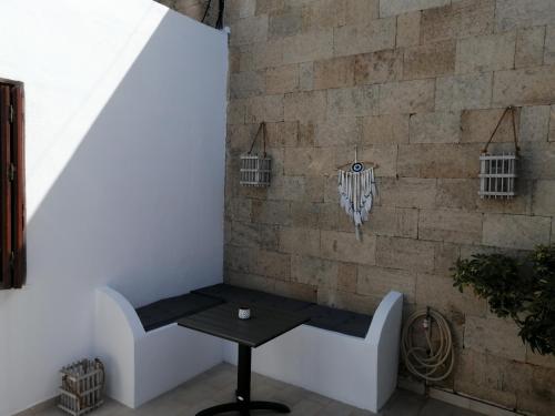 Χώρος καθιστικού στο Eleftheria Lindian Studios II