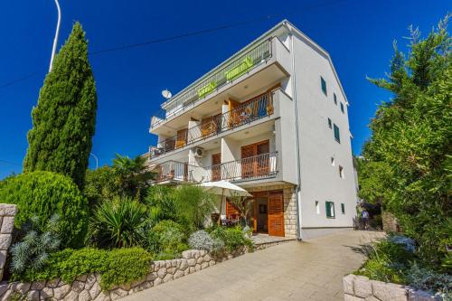 Apartments Loncaric