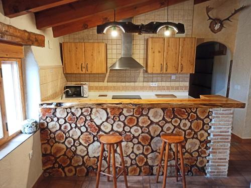 Virtuvė arba virtuvėlė apgyvendinimo įstaigoje CASA RURAL "LOS CASARES"