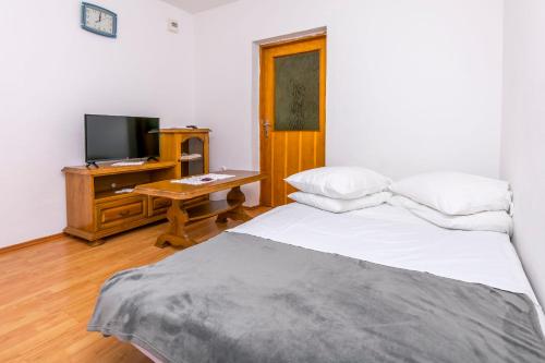 Apartments IvaT
