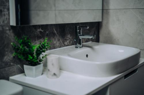 Ένα μπάνιο στο Luxury Apartments Stefano - Elite