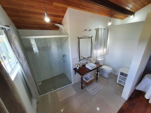 Et badeværelse på Cabana Pôr-do-Sol - Rancho Queimado/SC
