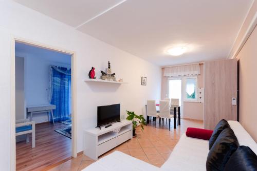 Apartments and Room Mirjana