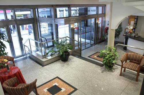 Ruang duduk di Gran Hotel Ailen