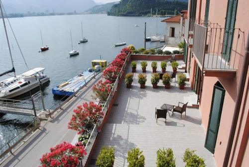 a view of a marina with boats in the water at Hotel Bellavista in Valmadrera