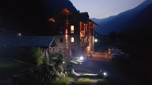 HOTEL Chalet Val Di Rabbi – Photos 2