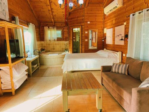 Gallery image of Julie's Cabins in Neot Golan