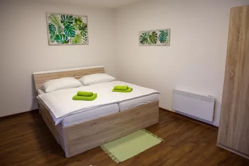 Apartmány AAALIPNO picture