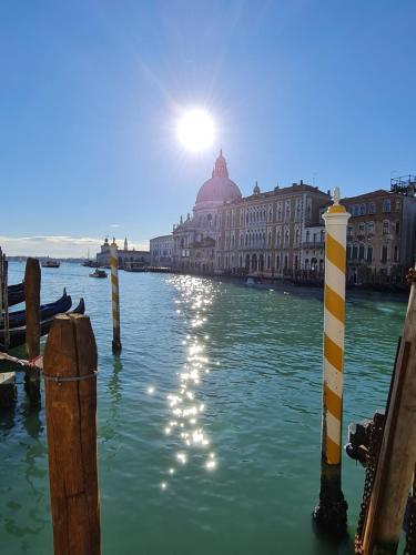 Friendly Venice Suites photo 51