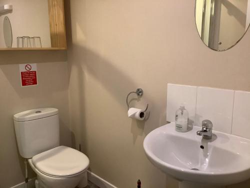 Ένα μπάνιο στο Struan House B&B