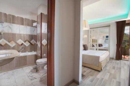 O baie la Nastro Azzurro Resort