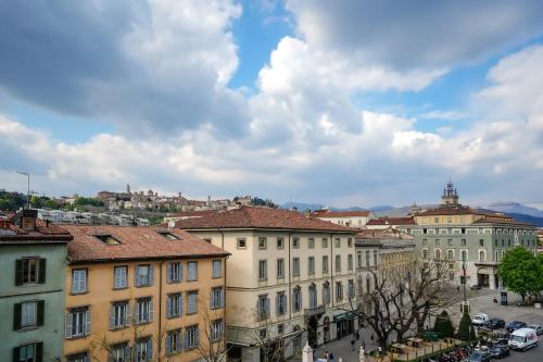 a view of a city with buildings at Bergamo Inn 15 in Bergamo