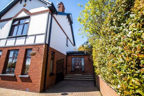 Imagen de la galería de Derry City Private Apartment, en Culmore