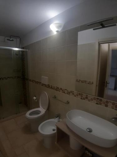 Koupelna v ubytování TORRE SUL MARE affittacamere Ugento
