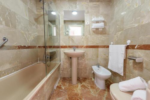 Koupelna v ubytování Apartamentos Nuevo México C 372
