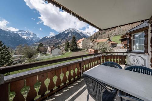 Ein allgemeiner Bergblick oder ein Berglick von der Ferienwohnung aus