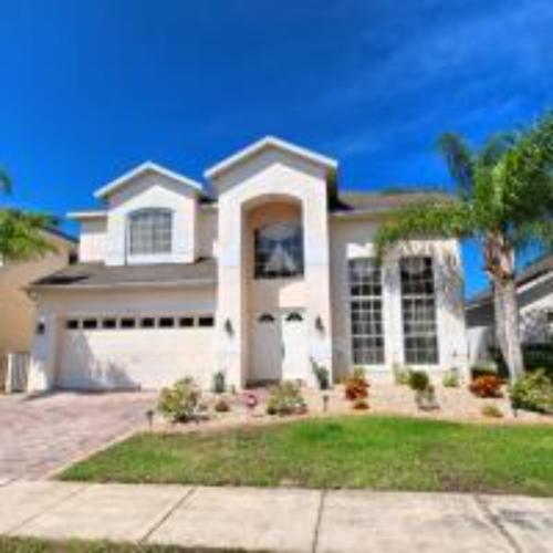 Highlands Reseve Home with Game Room, Davenport, United States