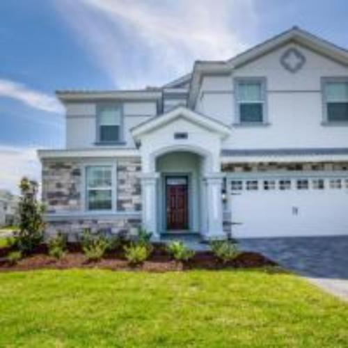 Ultimate 8 Bedroom Pool Villa with Spa, Davenport, United States