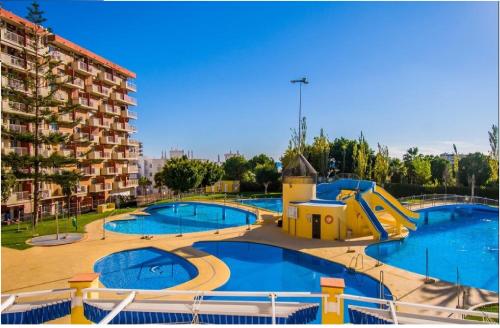 Estudio J-60, terraza & 1º planta
