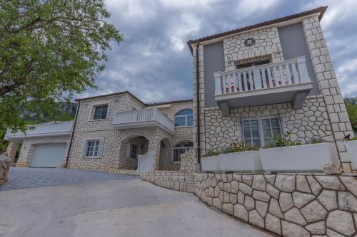 Villa Luxury Stone – Photos 3