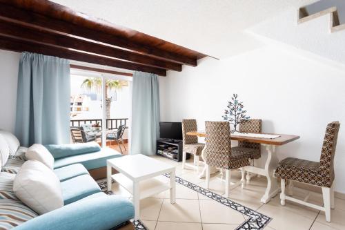 Home2Book Las Américas Beach & Pool