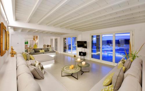 Fotografie z fotogalerie ubytování Villa Moonstone by Mykonos Rocks v destinaci Plintri
