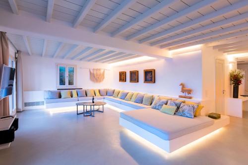 Fotografie z fotogalerie ubytování Villa Moonstone by Mykonos Rocks v destinaci Plintri