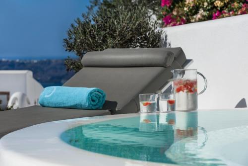 Bazén v ubytování Hotel Galini nebo v jeho okolí