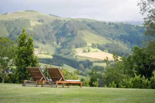 Gallery image of Casa Rural-Apartamentos Zelaikoa in Zestoa