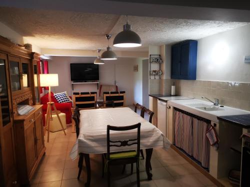Kuchyň nebo kuchyňský kout v ubytování Vacances Castellane