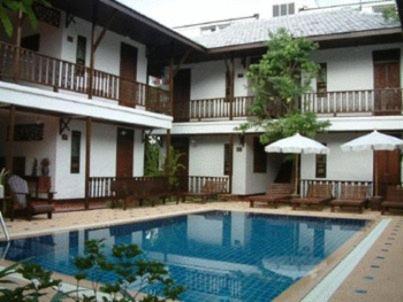 Foto dalla galleria di The Royal Shilton Resort a Chiang Mai