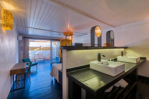 Kuchyň nebo kuchyňský kout v ubytování Love Boutique Hotel