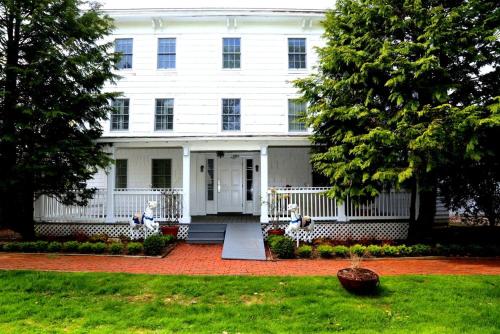 Κήπος έξω από το Harpoon House