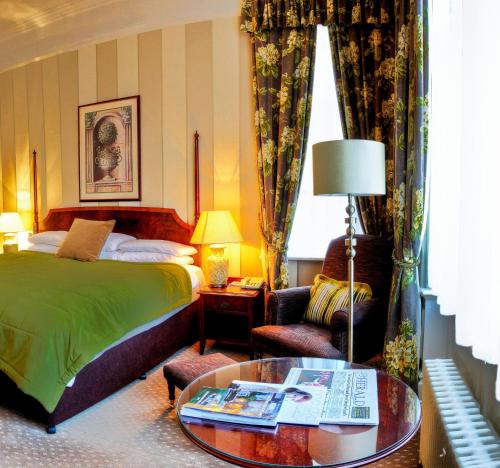 Katil atau katil-katil dalam bilik di The Welcombe Golf & Spa Hotel