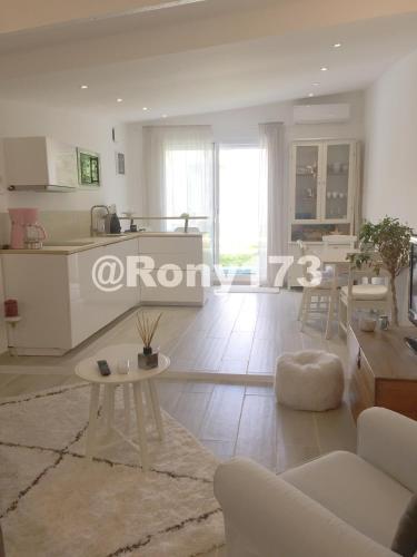 Studio proche mer et ville TOULON 2 pers