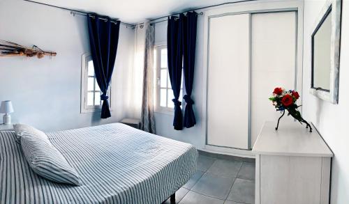 Llit o llits en una habitació de Apartamento VISTAenRELAX