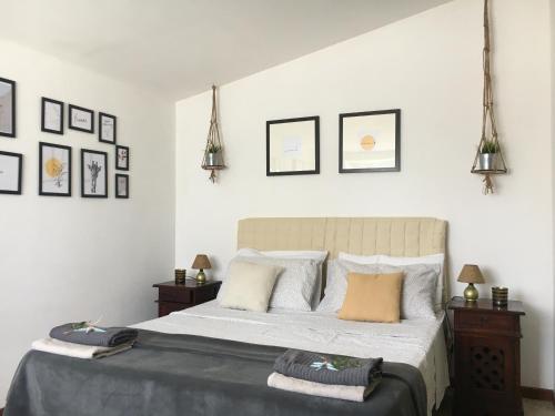 Ένα ή περισσότερα κρεβάτια σε δωμάτιο στο apartmentsIT vista mare