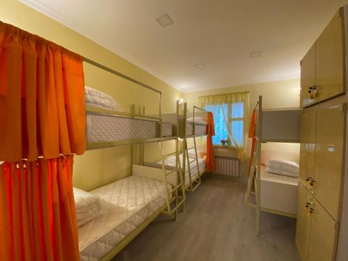 Foto da galeria de Santorini Hostel em Yerevan