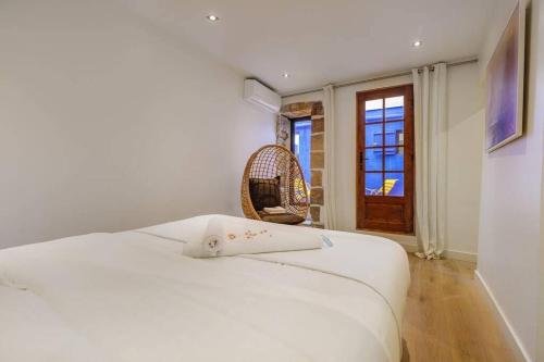 Appartement 5*, Climatisé, avec Terrasse au quartier Le Panier