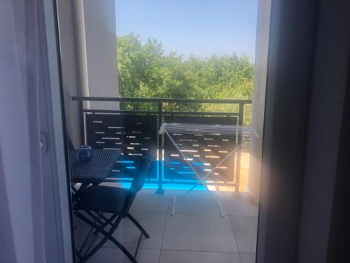 Balkón nebo terasa v ubytování Apartment ENJOY BLUE, with pool & pets welcome
