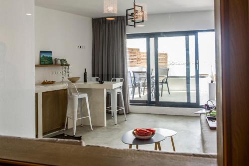Φωτογραφία από το άλμπουμ του Isalos Sea View Studios στον Κόκκινο Πύργο