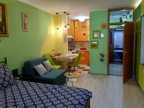 Kuchyň nebo kuchyňský kout v ubytování Apartment Adela