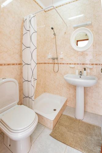 INES SEAVIEW APARTMENT, 2 Bedroom with balcony
