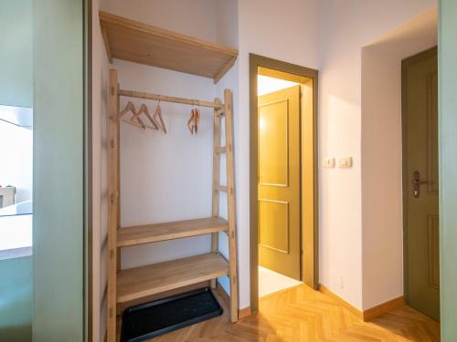 Berghi Hotel and Apartmentsにあるベッド